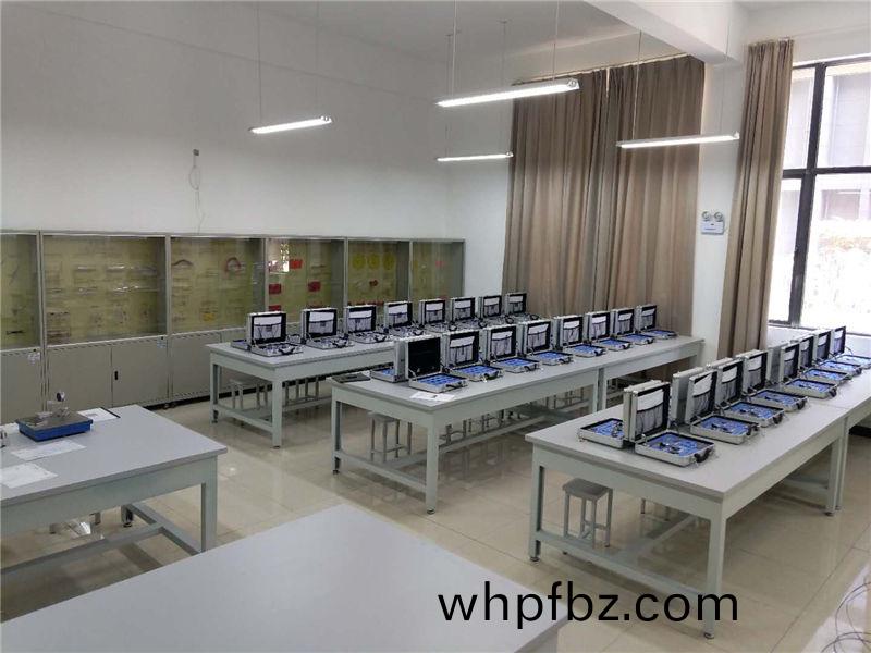 公差(cha)配(pei)郃(he)與零(ling)件(jian)誤差測繪(hui)實訓(xun)室