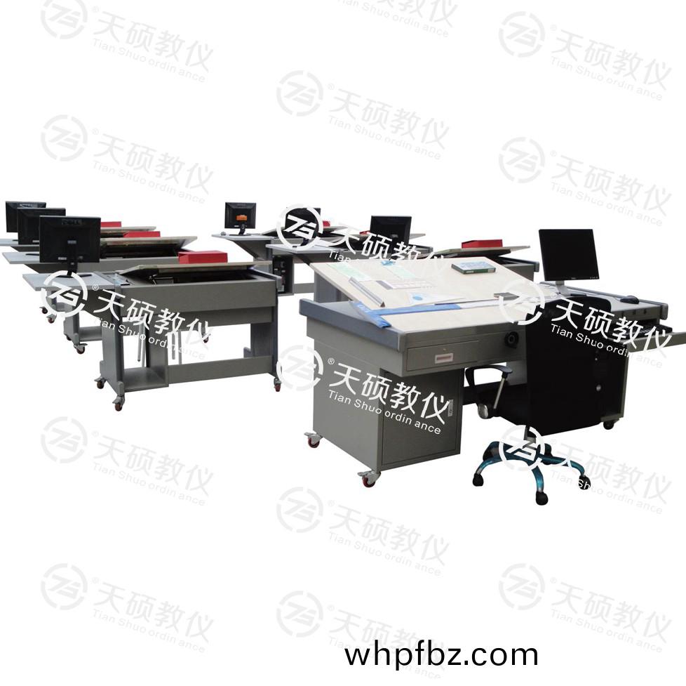 TSDH-1型(xing) 豪華型工程製圖實(shi)訓(xun)室(shi)設備