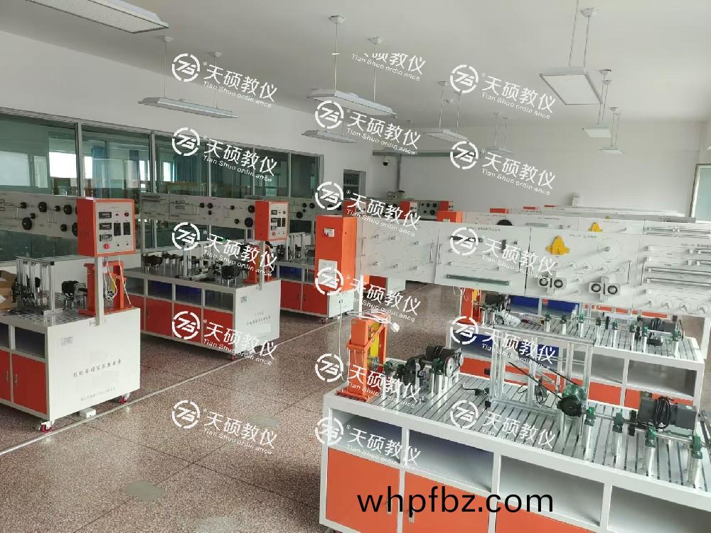 烏(wu)魯(lu)木(mu)齊(qi)技(ji)師(shi)學院 電氣工程(cheng)及(ji)機(ji)電裝(zhuang)調實(shi)訓室設備採購(gou)項(xiang)目(mu)  順利安(an)裝(zhuang)、調(diao)試、培(pei)訓(xun)、驗(yan)收(shou)通(tong)過(guo)！