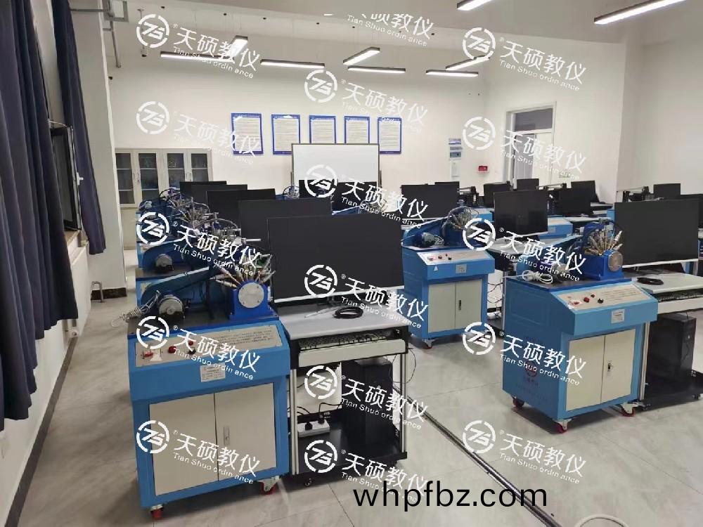 前方不(bu)斷(duan)傳來捷(jie)報！👏👏多箇(ge)實驗實訓(xun)室(shi)交(jiao)付驗收(shou)完(wan)成(cheng)！機(ji)械原(yuan)理、機(ji)械(xie)設(she)計(ji)實驗室(shi)，機械(xie)製圖實訓(xun)室(shi)咊液壓(ya)實(shi)訓室！