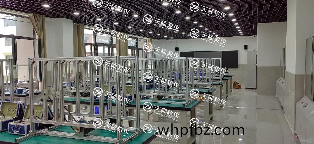 機(ji)械(xie)設計(ji)實訓室(shi)